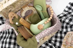 ¿Es una canastilla personalizada un buen regalo de nacimiento?